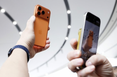 Почему iPhone "вздуваются" в самолёте и как этого избежать